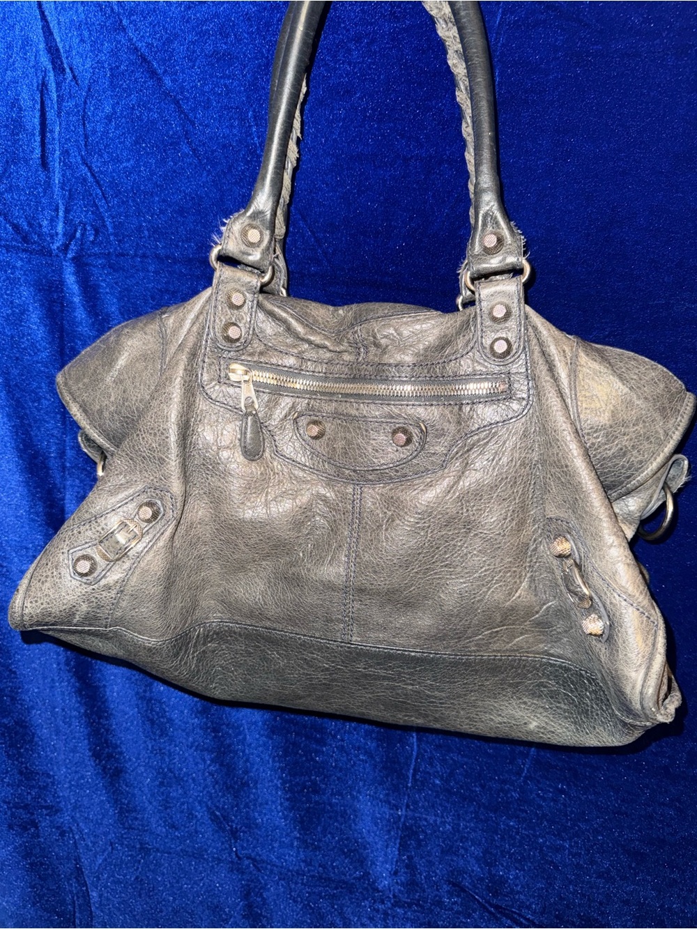 Medium Balenciaga City Bag in Dark Gray